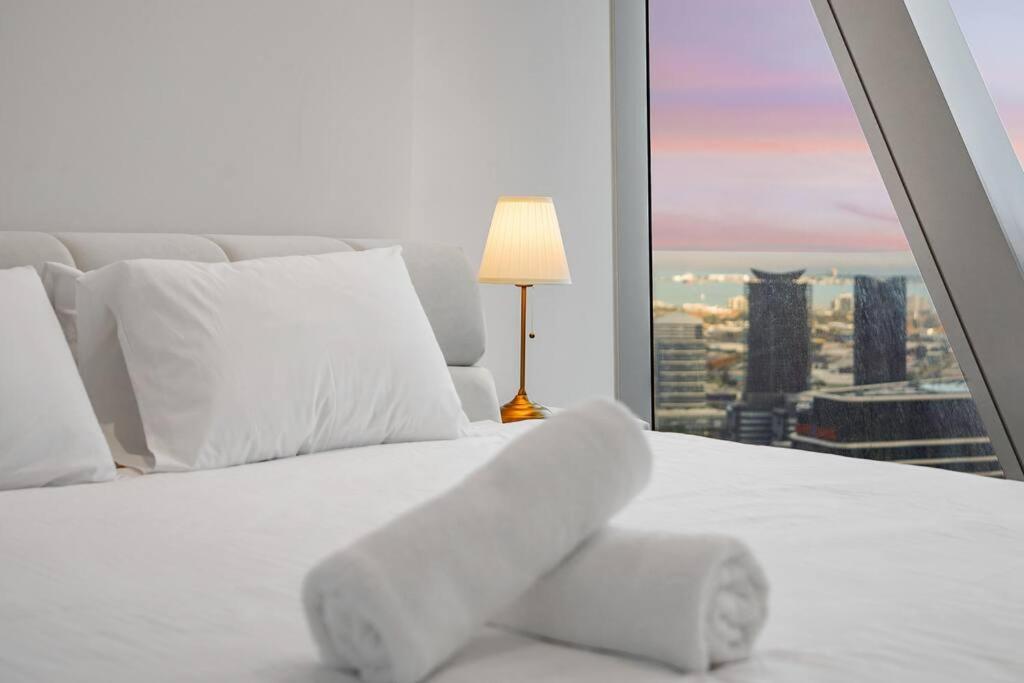Irresistible Sunlit With Harbour And Bay View 3B2B1C Apartment Мелбърн Екстериор снимка
