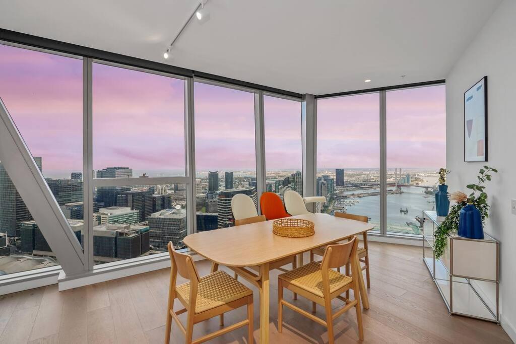 Irresistible Sunlit With Harbour And Bay View 3B2B1C Apartment Мелбърн Екстериор снимка